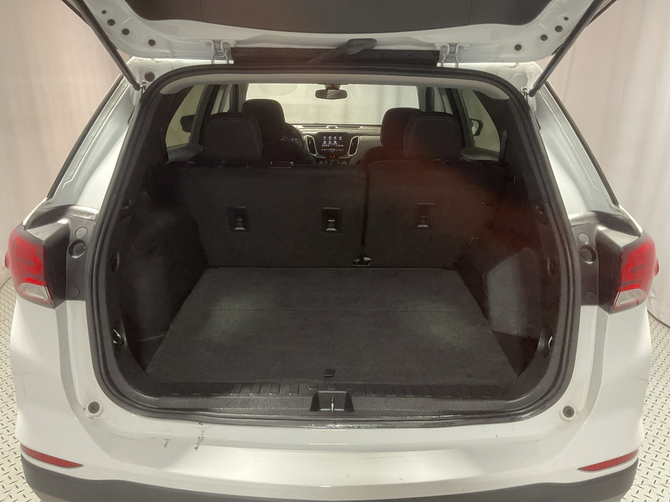 2022 Chevrolet Equinox LS 2WD