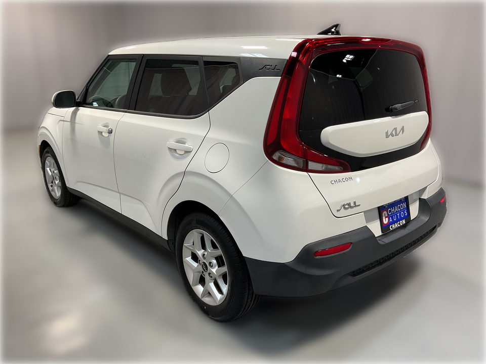 2022 Kia Soul LX CVT