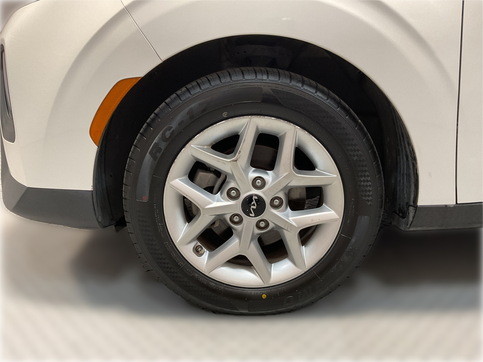 2022 Kia Soul LX CVT