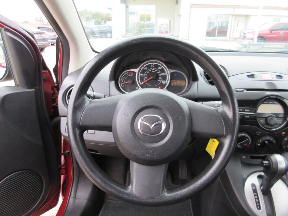 2014 Mazda MAZDA2 Sport AT