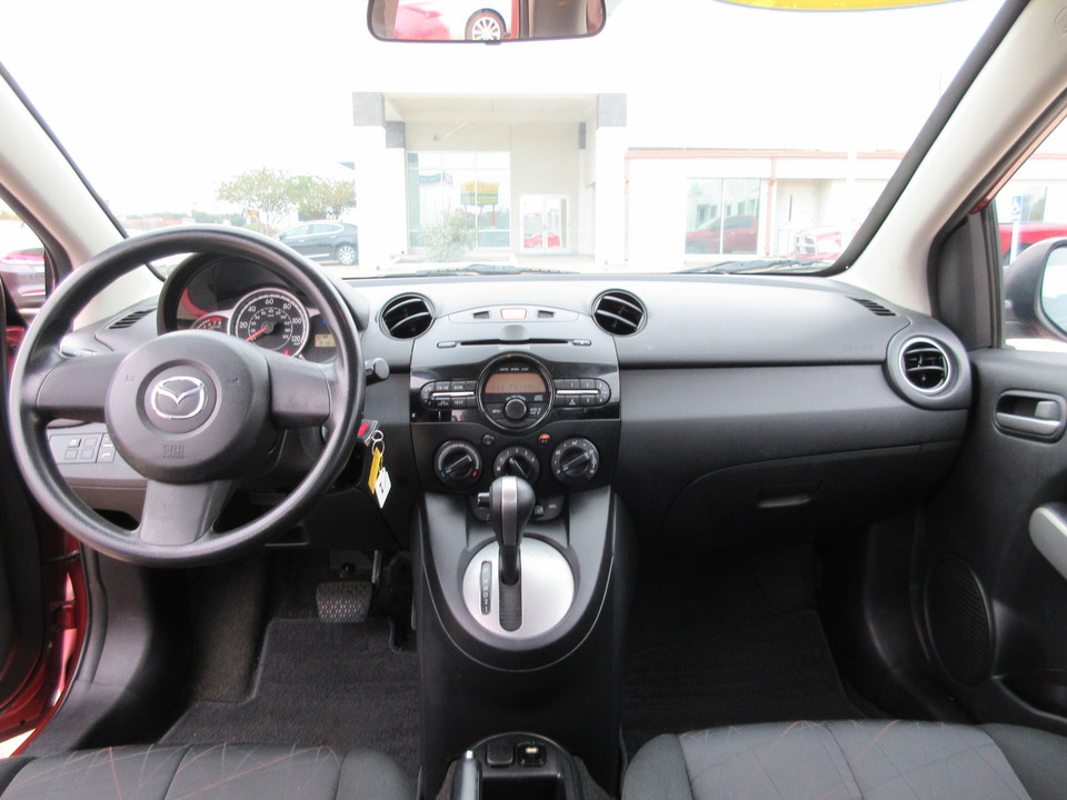 2014 Mazda MAZDA2 Sport AT