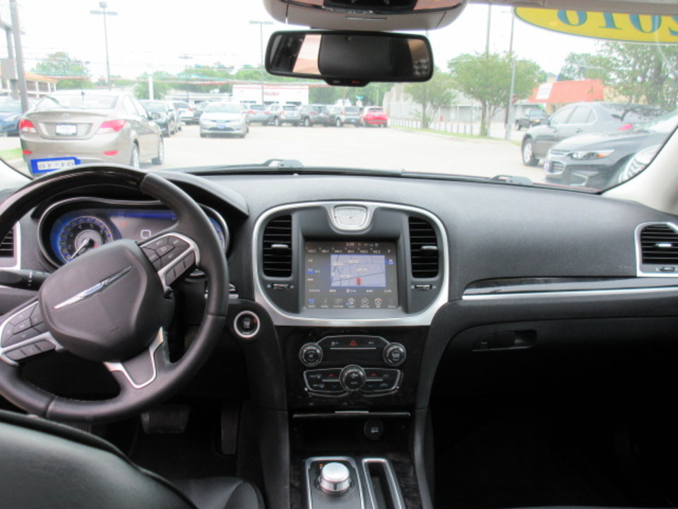 2016 Chrysler 300 C RWD