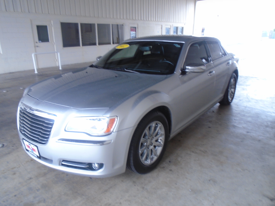 2012 Chrysler 300 Limited RWD