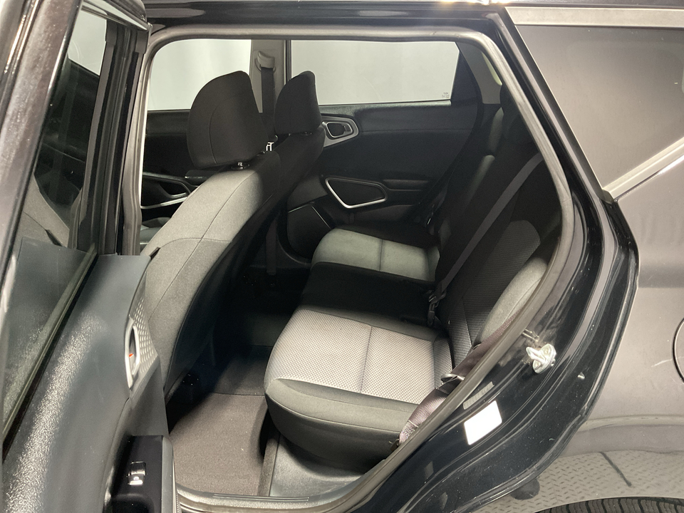 2022 Kia Soul LX CVT