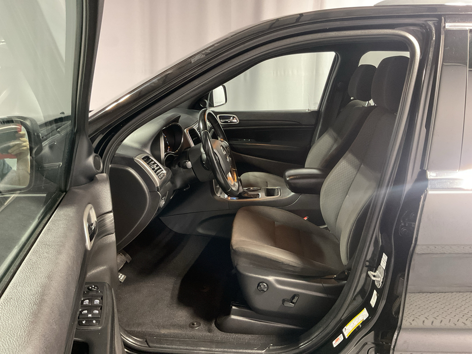2020 Jeep Grand Cherokee Laredo 2WD