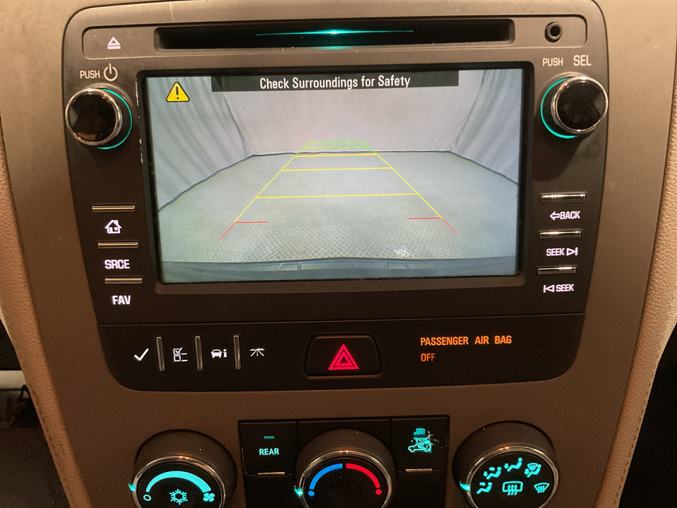 2017 Chevrolet Traverse LS FWD w/PDC