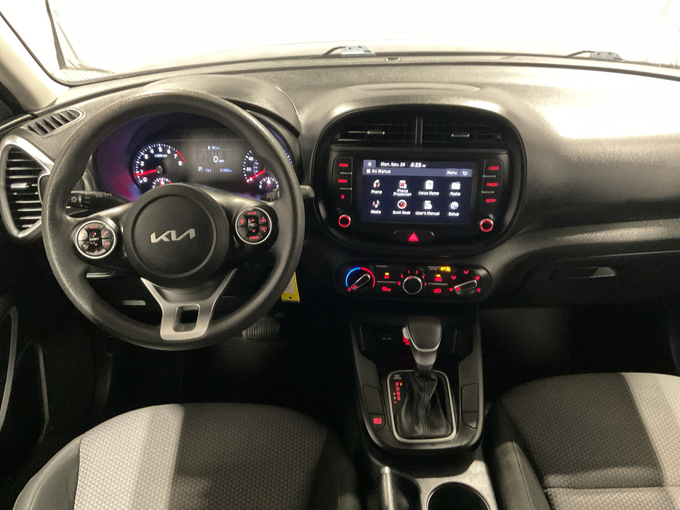 2022 Kia Soul LX CVT