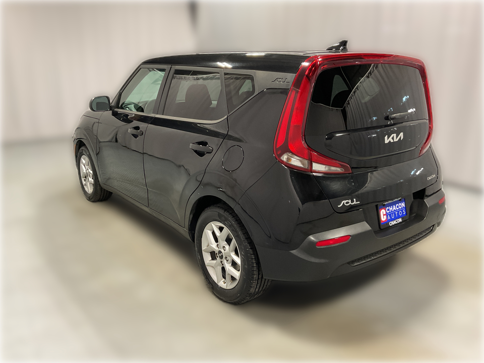 2022 Kia Soul LX CVT