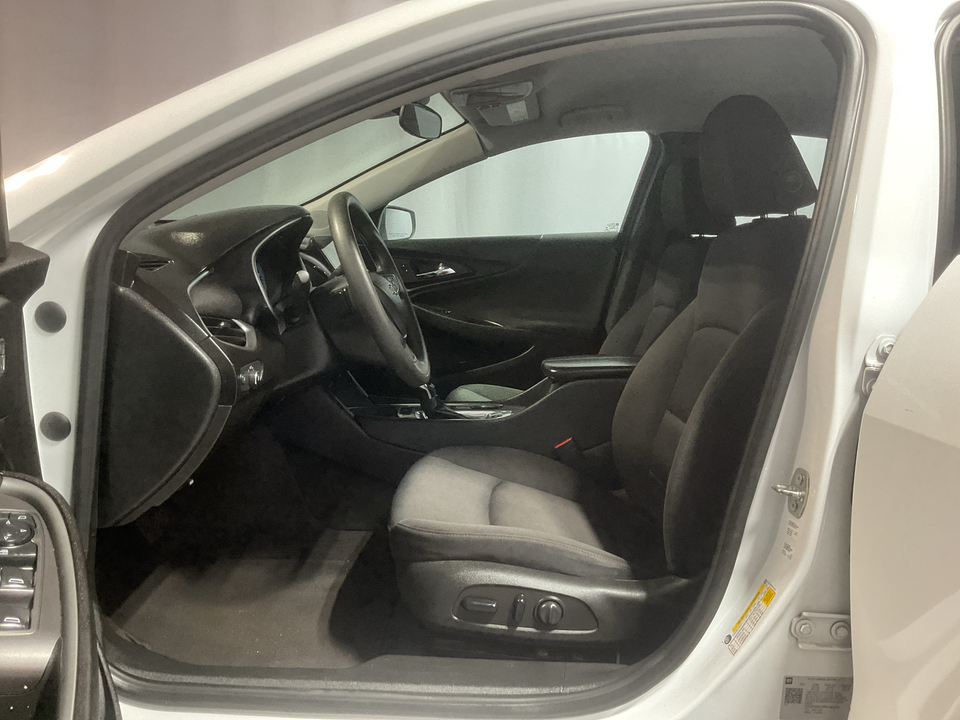 2023 Chevrolet Malibu 1LT