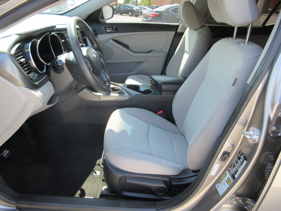 2013 Kia Optima LX AT