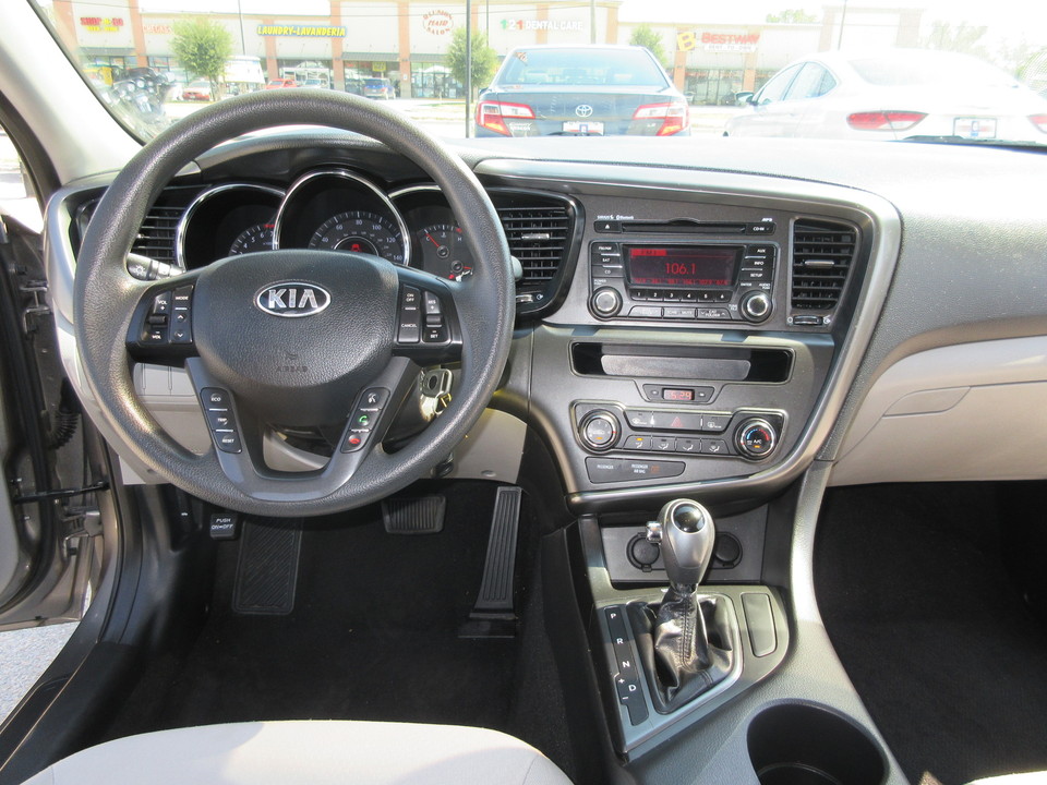 2013 Kia Optima LX AT