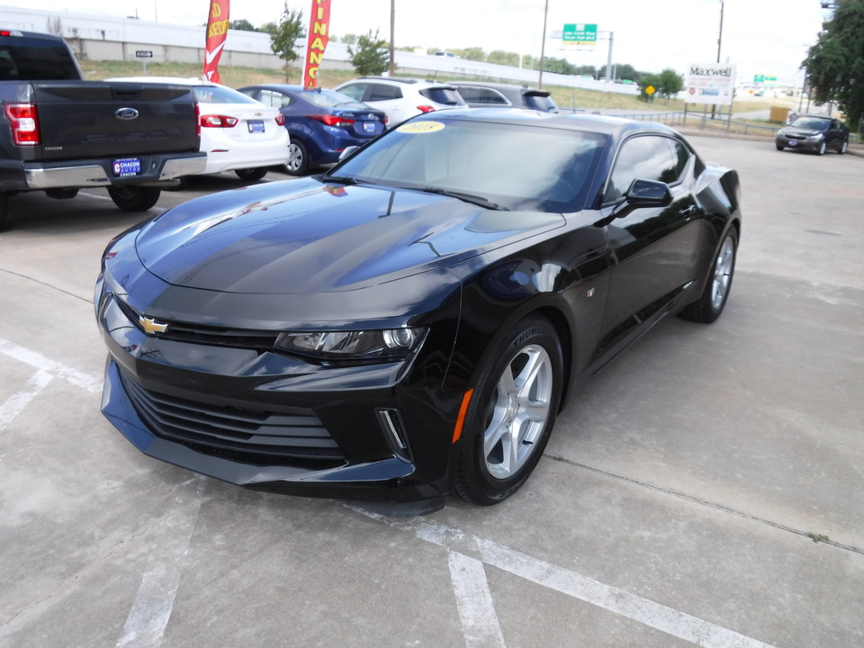 Used 2018 Chevrolet Camaro 1LT Coupe 8A for Sale - Chacon Autos