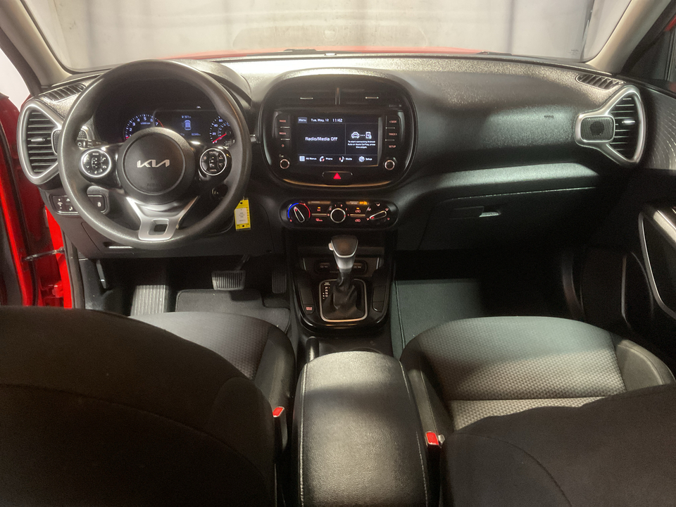 2022 Kia Soul LX CVT