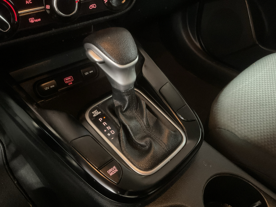 2022 Kia Soul LX CVT