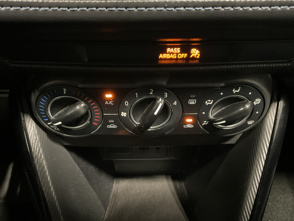 2017 Toyota Yaris iA 6A