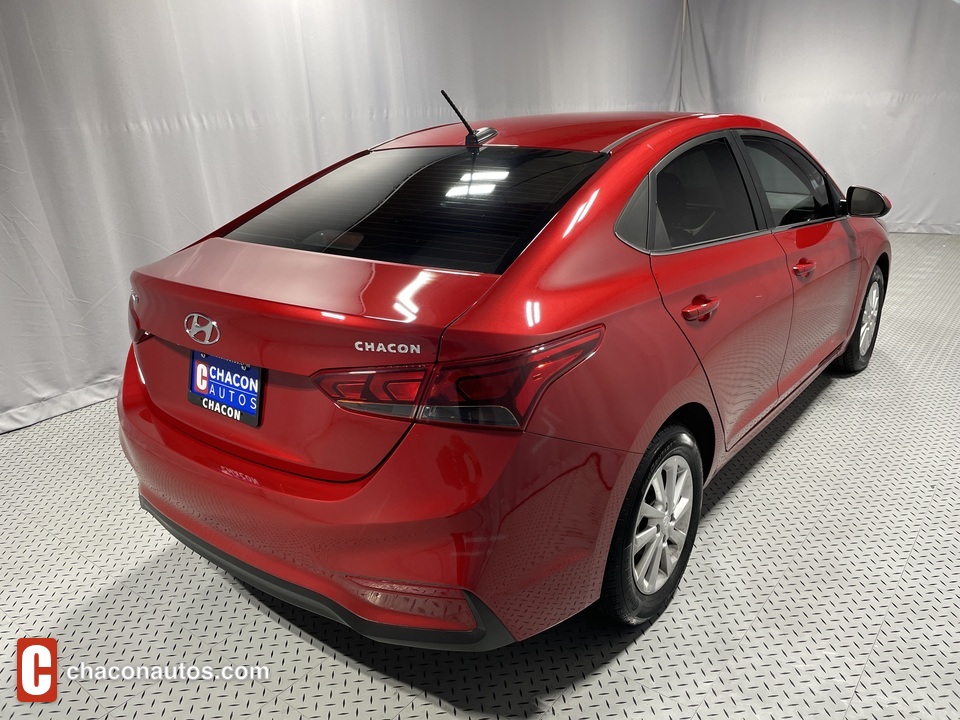 2022 Hyundai Accent SEL 4-Door 6A