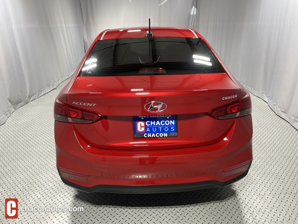 2022 Hyundai Accent SEL 4-Door 6A