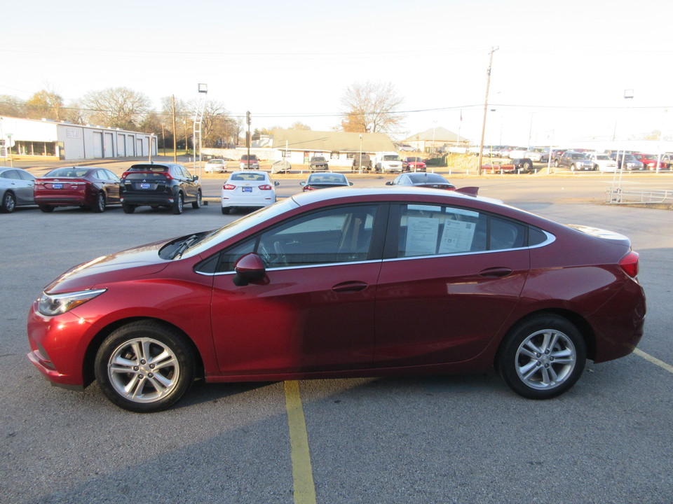 2017 Chevrolet Cruze LT Auto