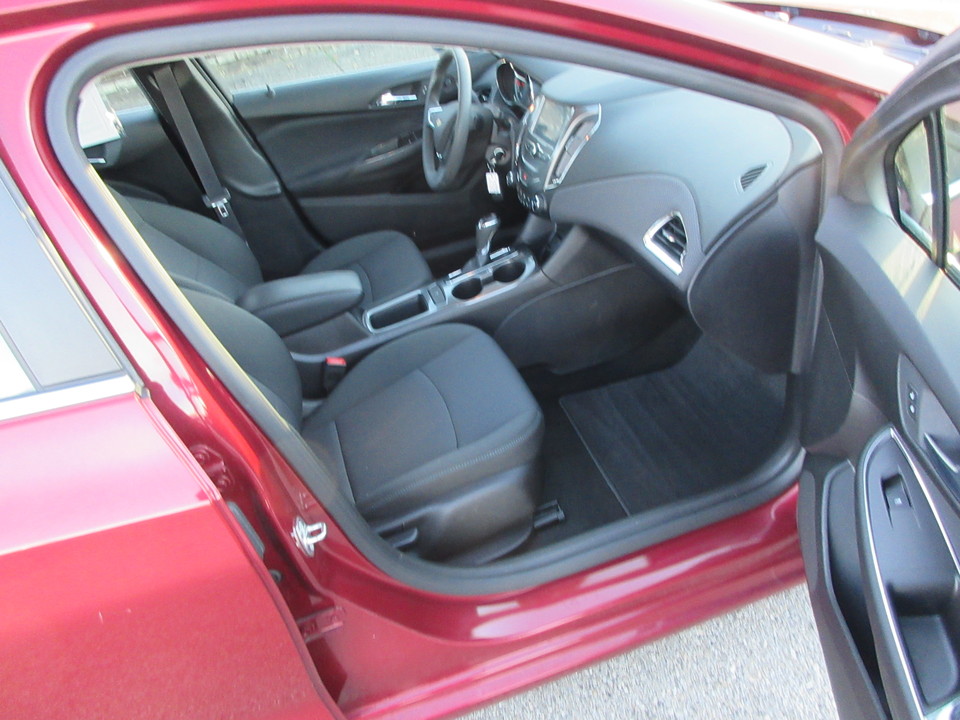 2017 Chevrolet Cruze LT Auto