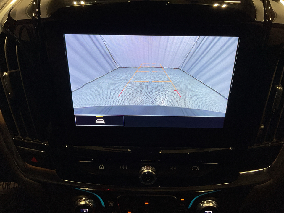 2023 Chevrolet Traverse LT Cloth FWD