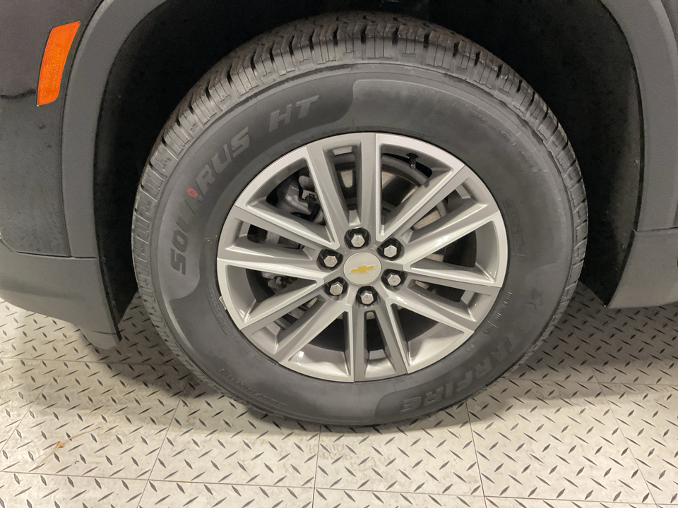 2023 Chevrolet Traverse LT Cloth FWD