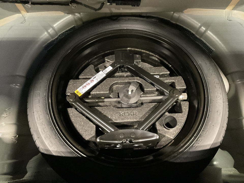 2023 Chevrolet Traverse LT Cloth FWD