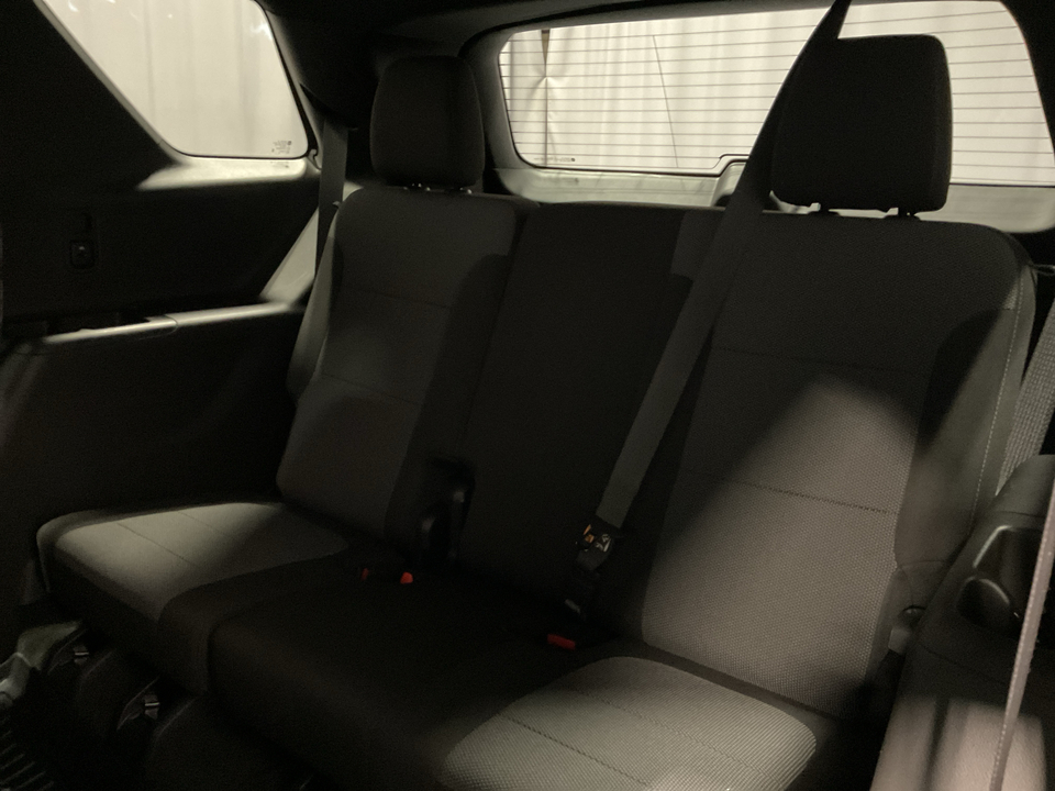 2023 Chevrolet Traverse LT Cloth FWD