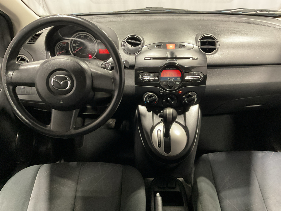 2014 Mazda MAZDA2 Sport AT