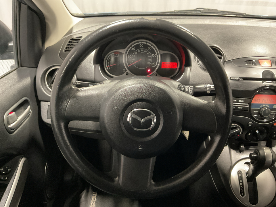2014 Mazda MAZDA2 Sport AT