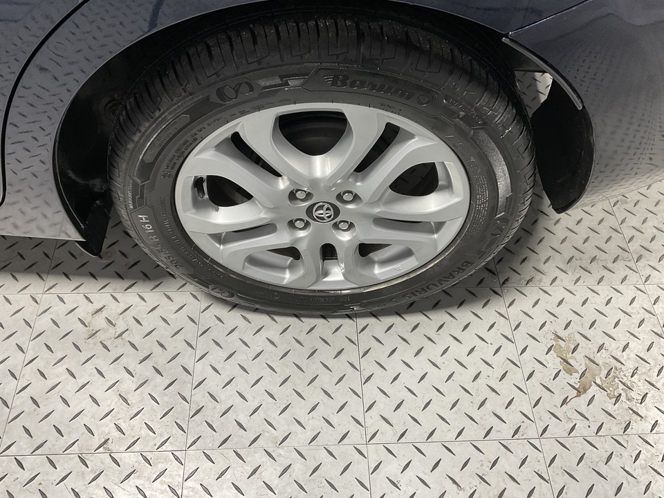 2017 Toyota Yaris iA 6A