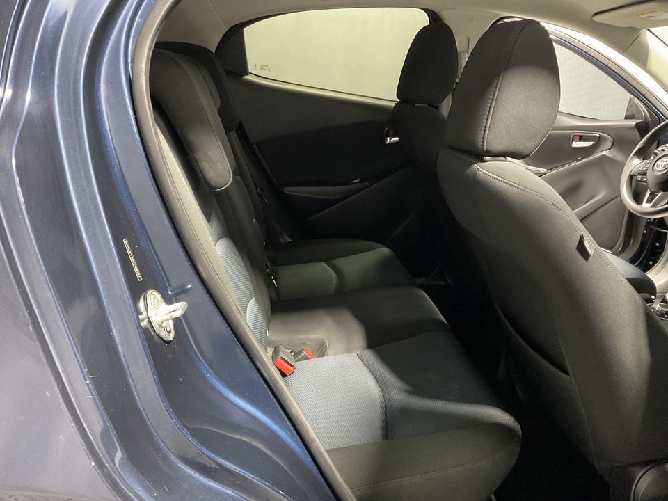 2017 Toyota Yaris iA 6A