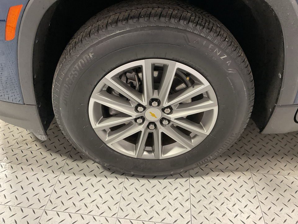 2023 Chevrolet Traverse LT Cloth FWD