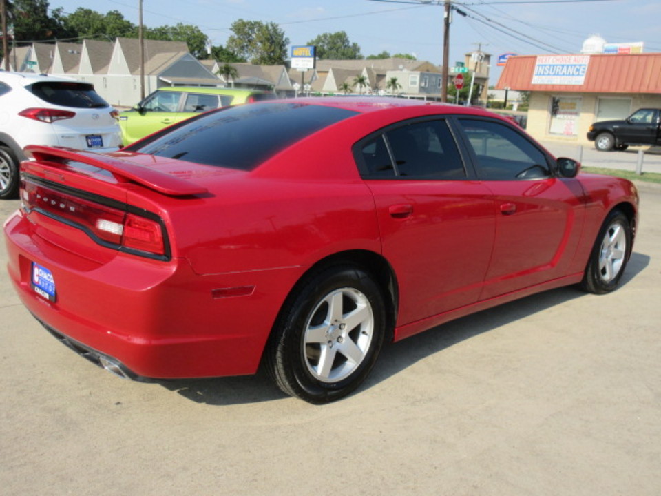 2012 Dodge Charger SE