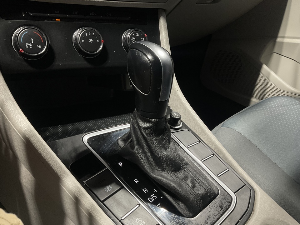 2019 Volkswagen Jetta 1.4T S 8A