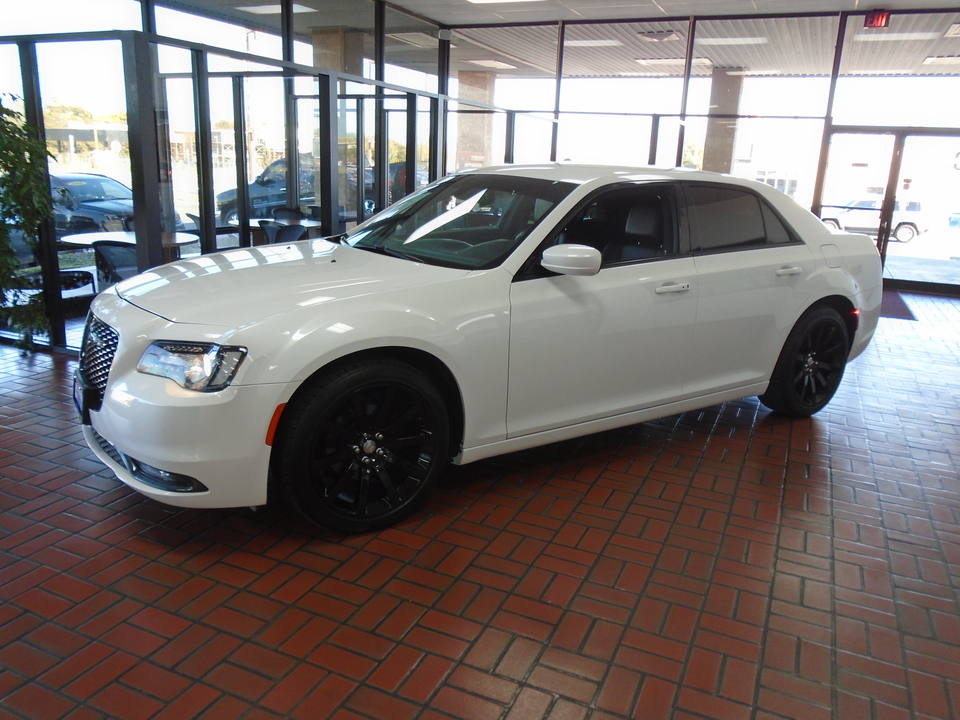 2016 Chrysler 300 S V6 RWD