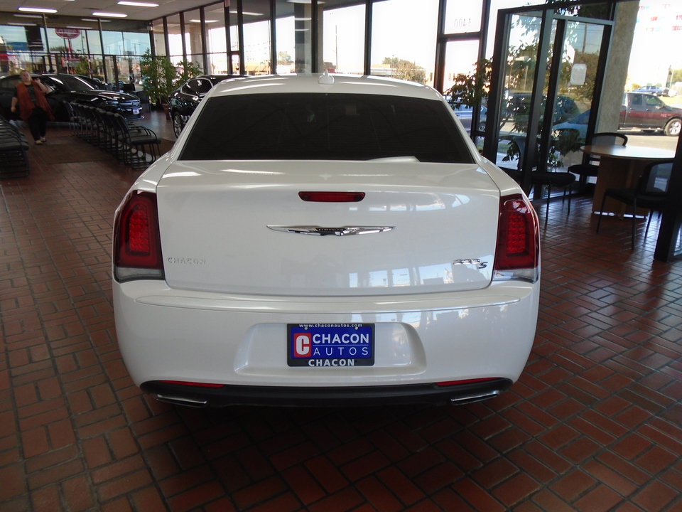 2016 Chrysler 300 S V6 RWD