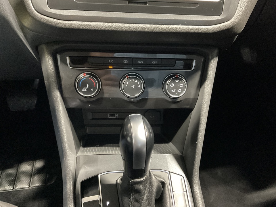 2018 Volkswagen Tiguan S