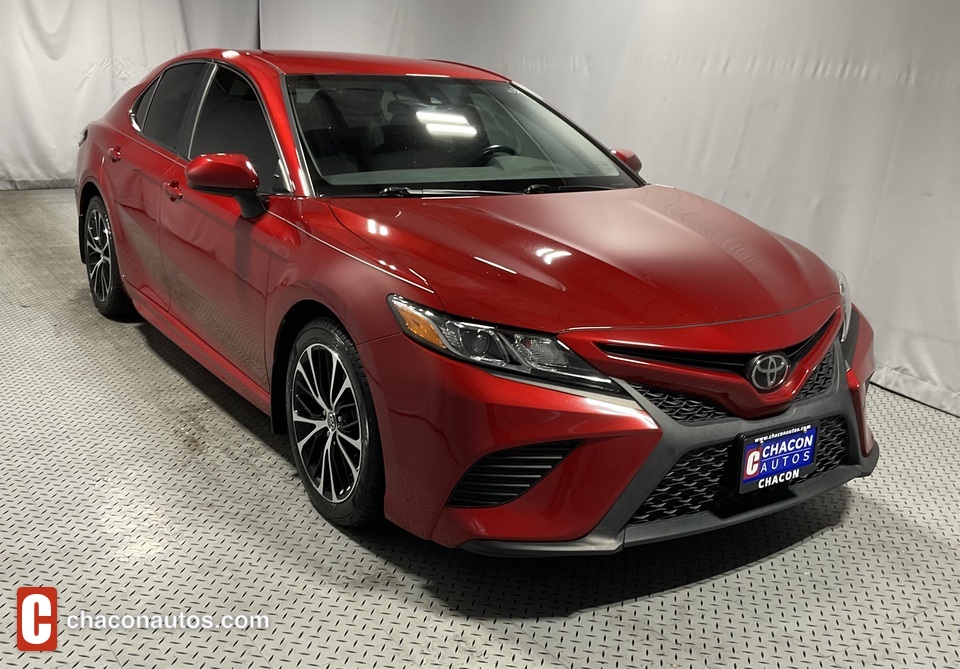 2019 Toyota Camry SE