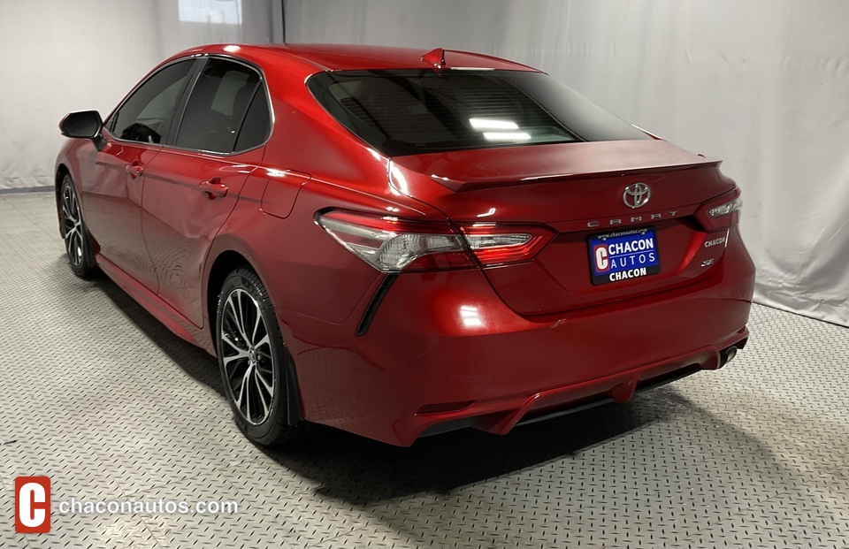 2019 Toyota Camry SE