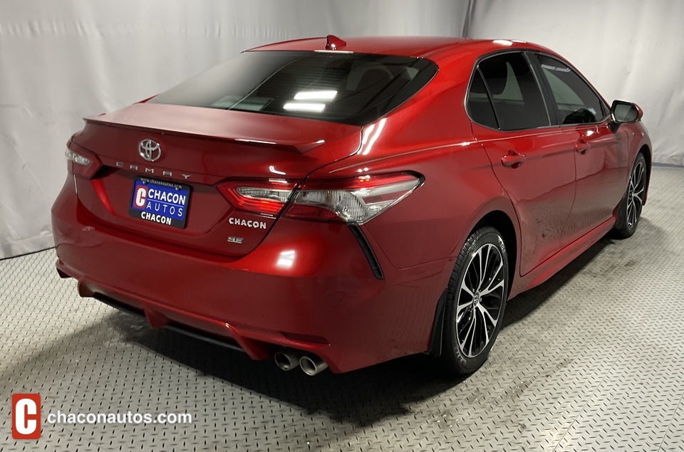 2019 Toyota Camry SE