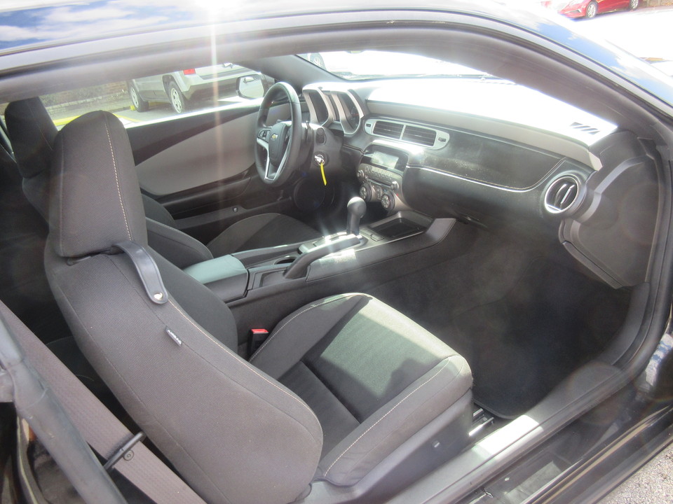 2015 Chevrolet Camaro 2LS Coupe