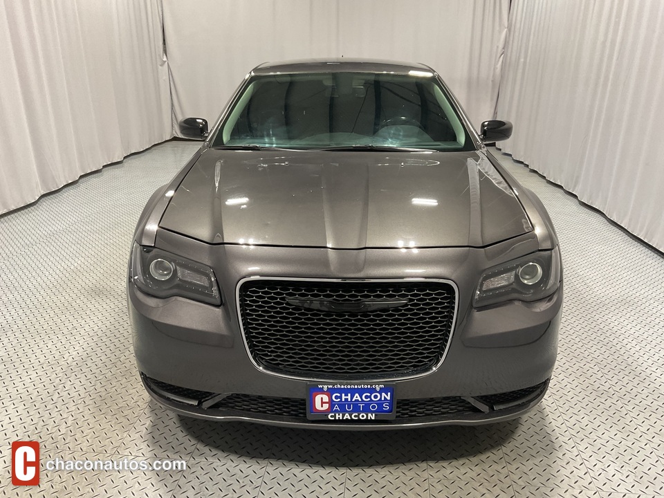 2020 Chrysler 300 Touring