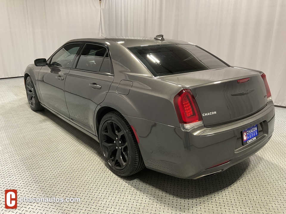 2020 Chrysler 300 Touring