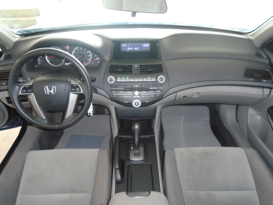 2010 Honda Accord LX-P Sedan AT