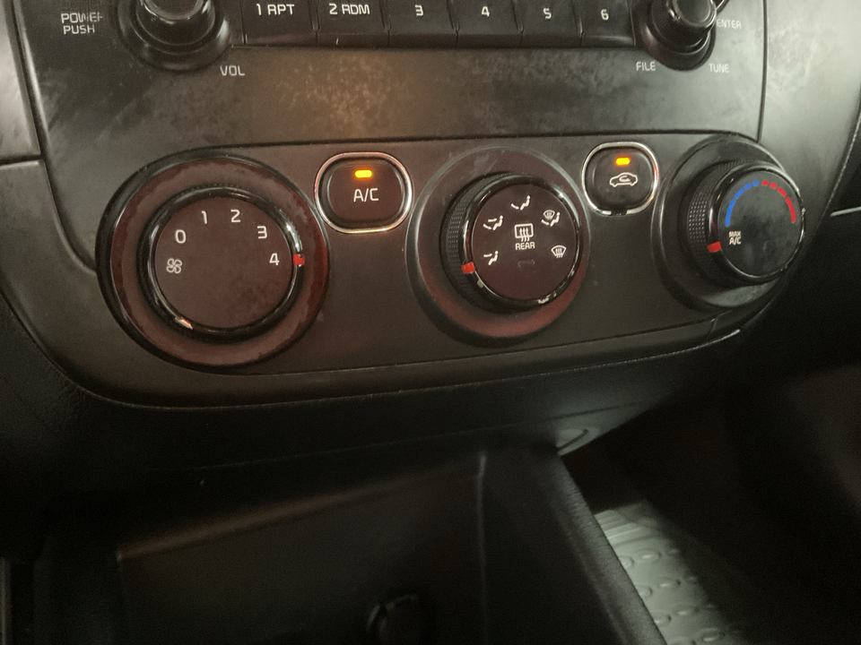 2018 Kia Forte LX 6A