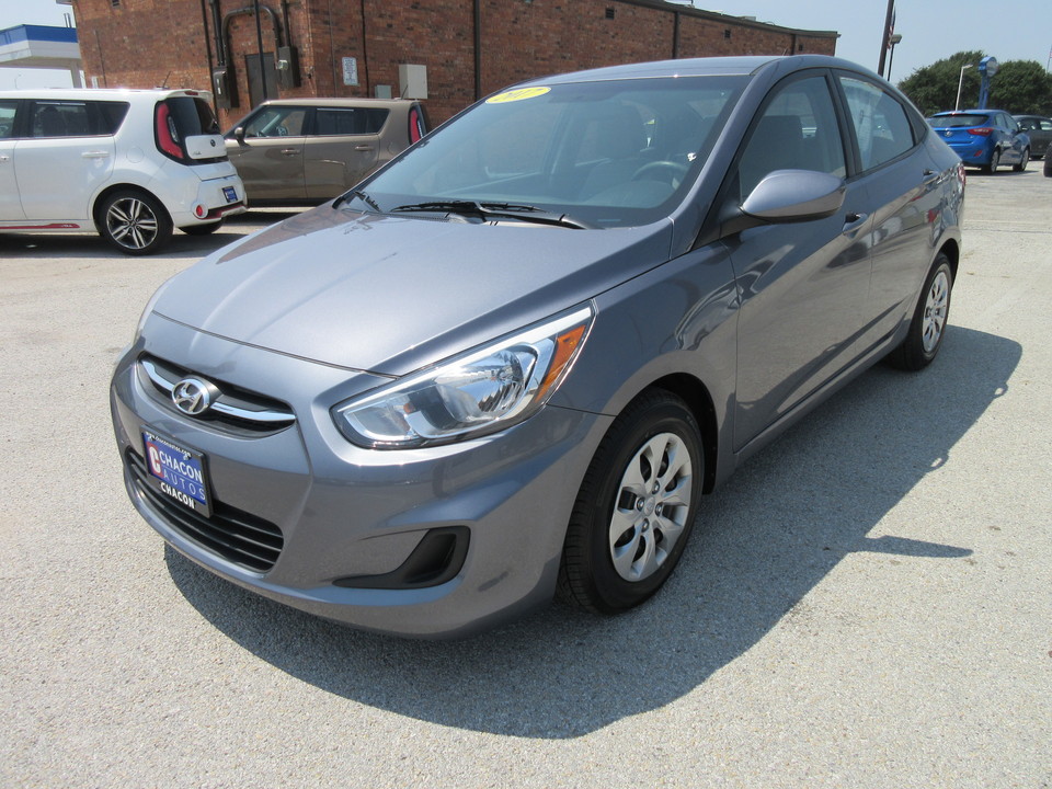 2017 Hyundai Accent SE 4-Door 6A