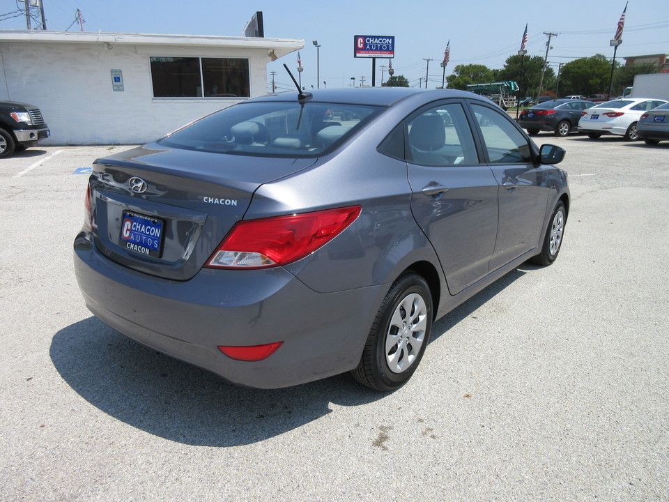 2017 Hyundai Accent SE 4-Door 6A