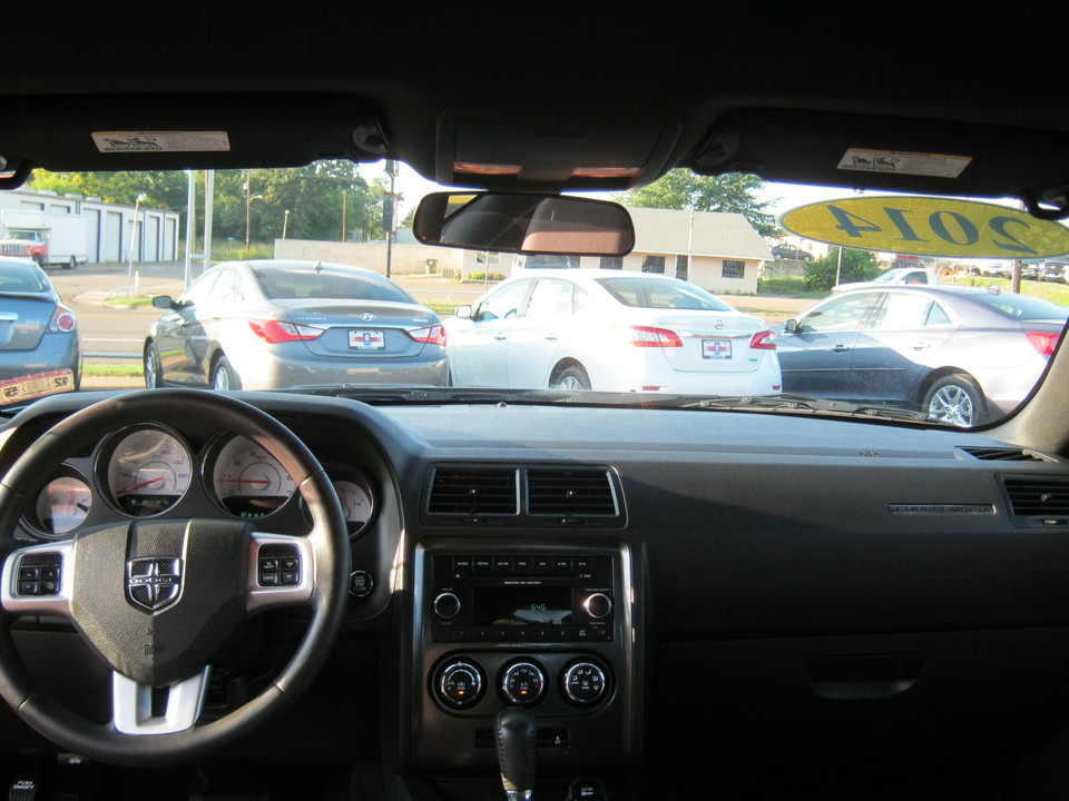 2014 Dodge Challenger SXT