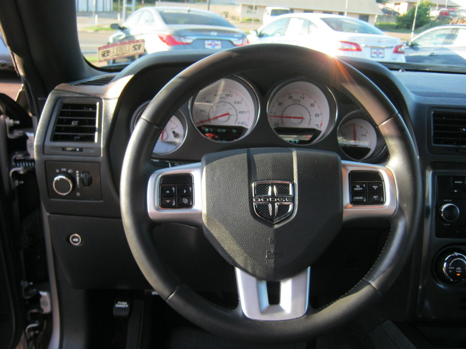 2014 Dodge Challenger SXT