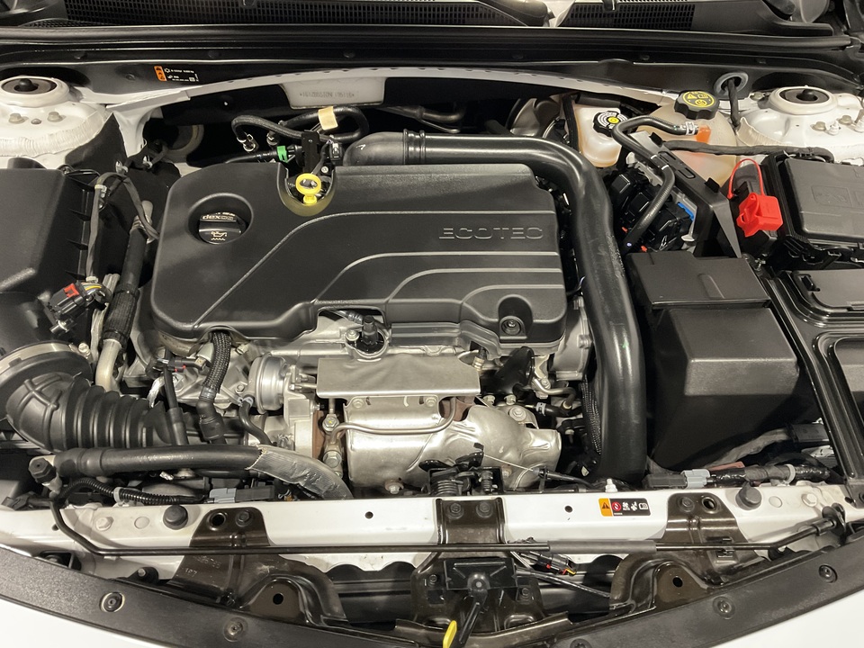 2022 Chevrolet Malibu LS